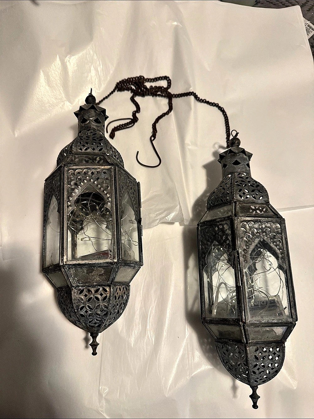 Pair of Moroccan-Style Hanging Lanterns Black